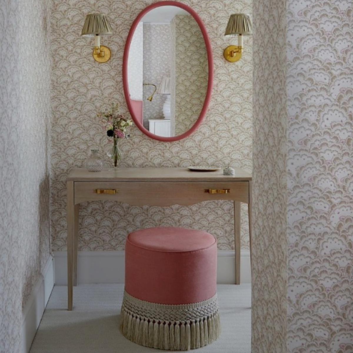 Scallops - Barn Owl Beige